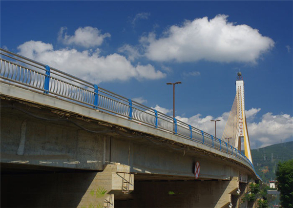 儋州304不锈钢桥梁护栏：安全、耐用与美观的完美结合