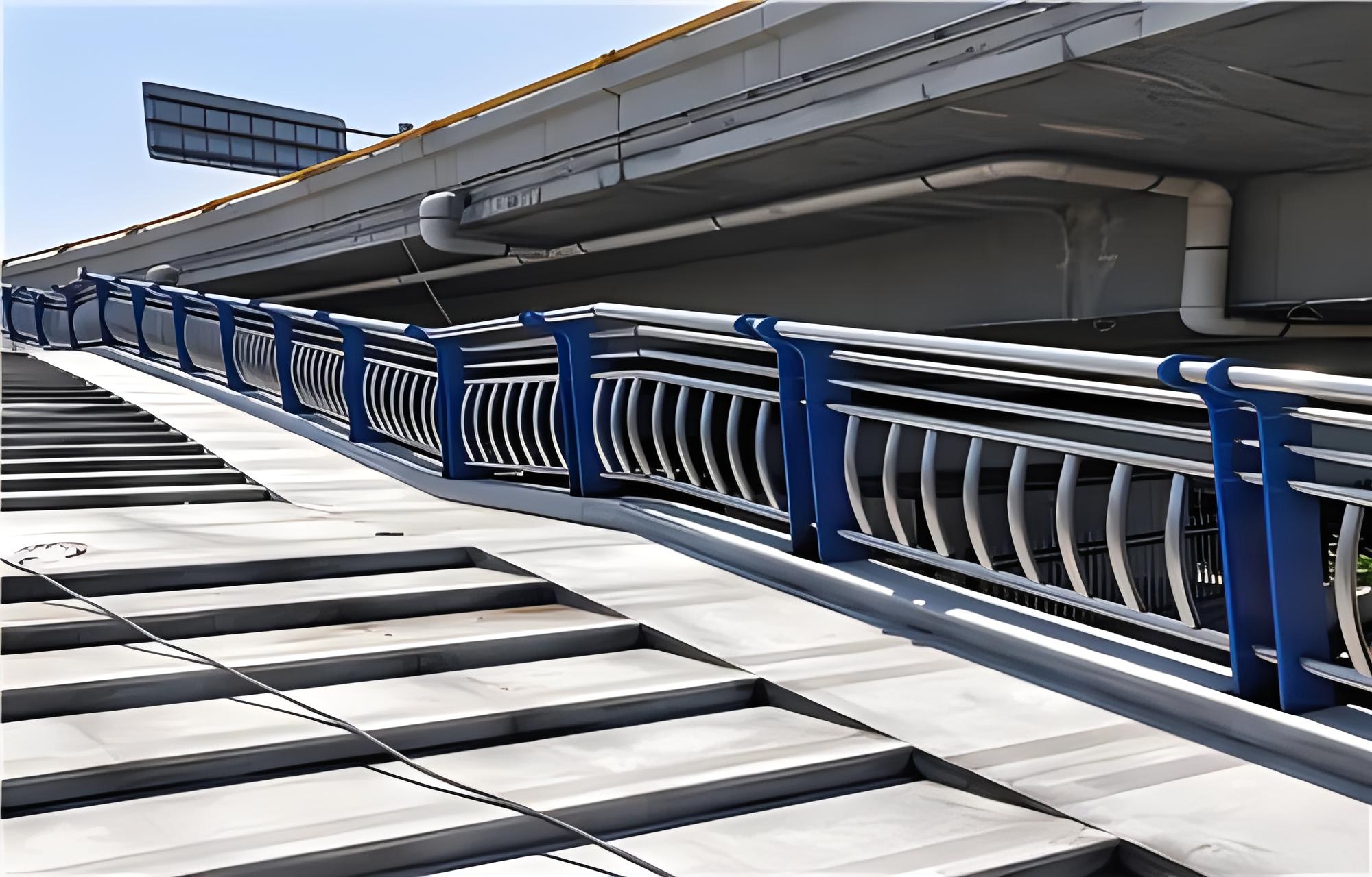 儋州不锈钢桥梁护栏维护方案：确保安全，延长使用寿命